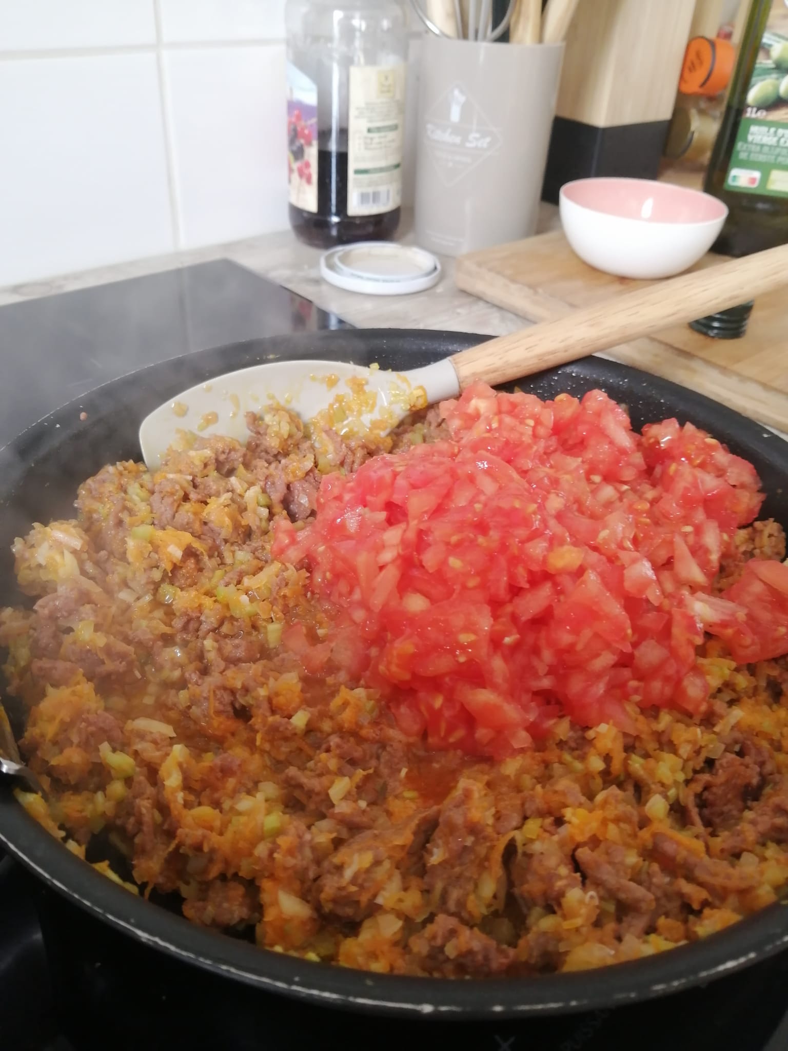 making lasagna Bolognese, Perú Comidas 13 making lasagna Bolognese, Perú Comidas 13
